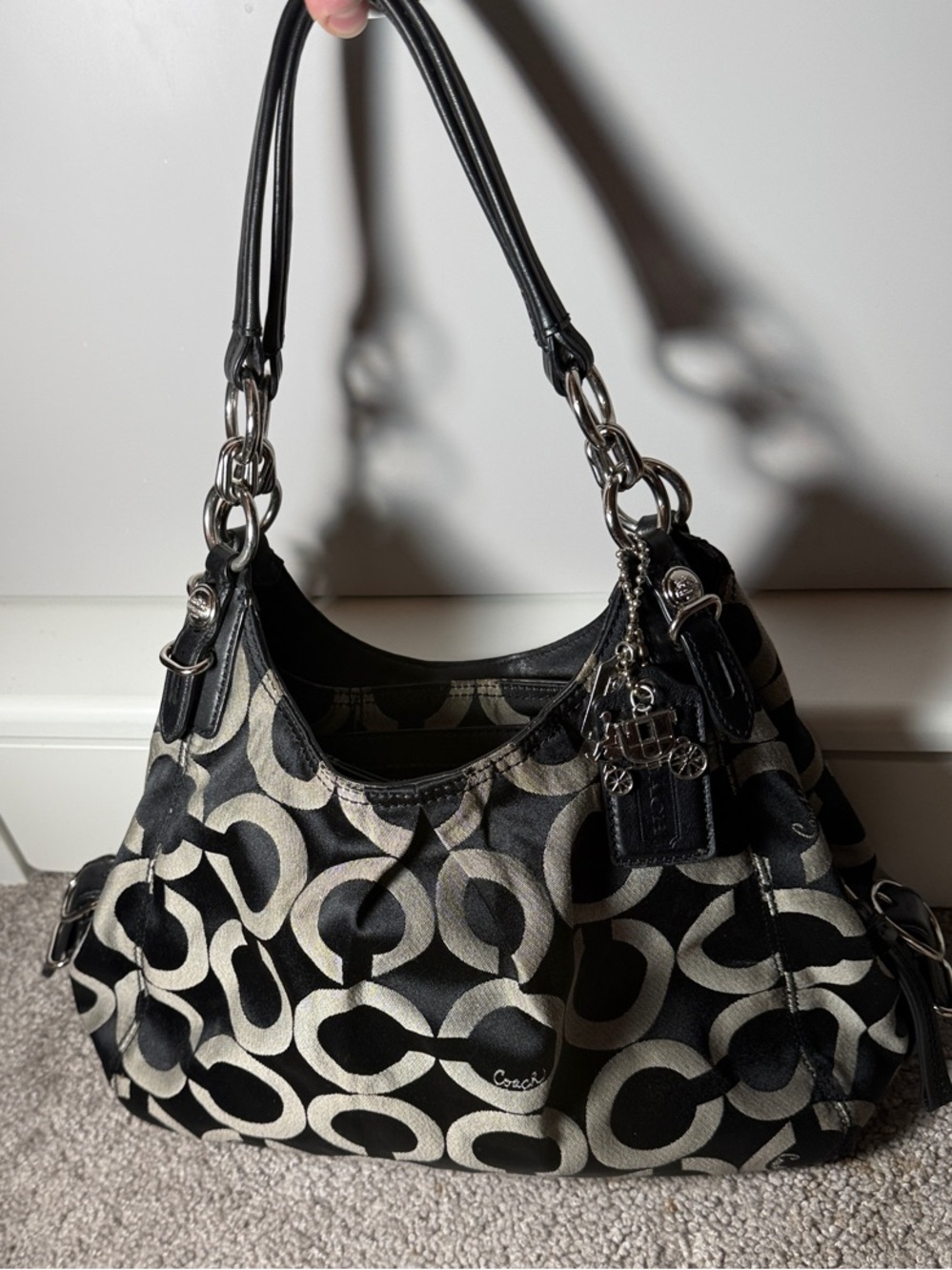 Coach | Black and Beige Signature Chain Shoulder Bag - Picture 2 of 4